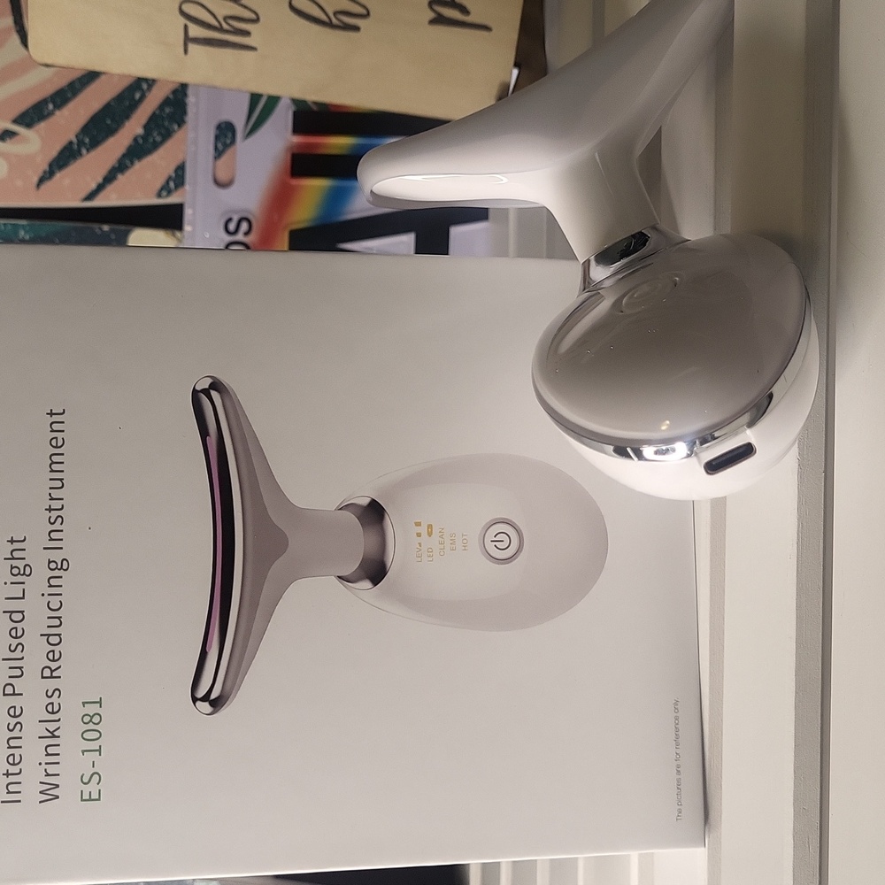NEW sealed intense light tool - Picture 2 of 2